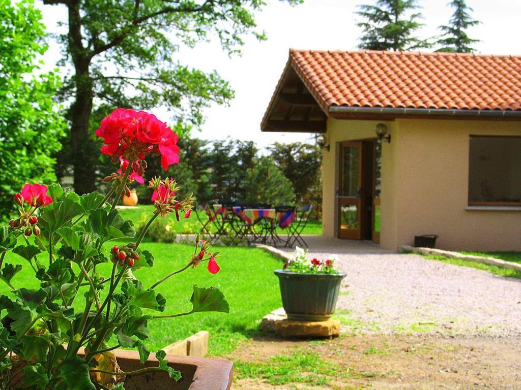 Hotel Etesia Feurs Kültér fotó
