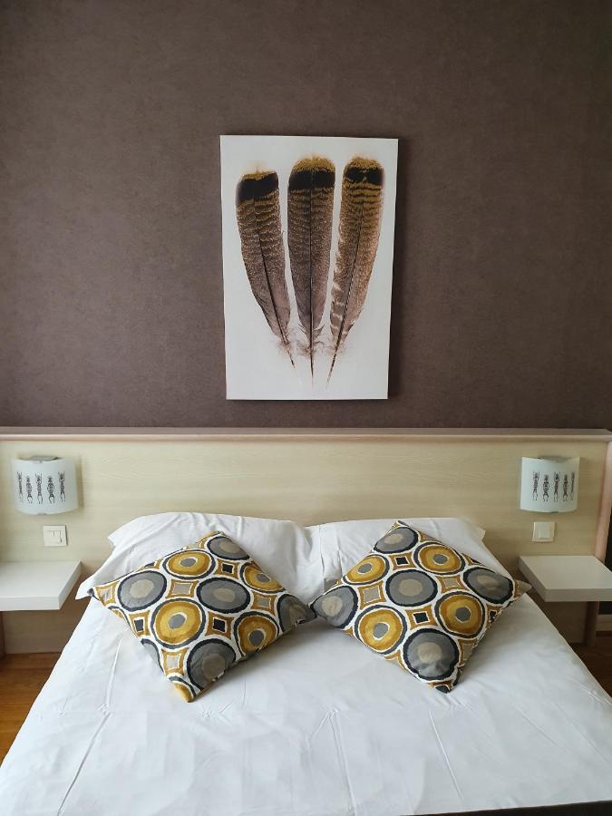 Hotel Etesia Feurs Kültér fotó